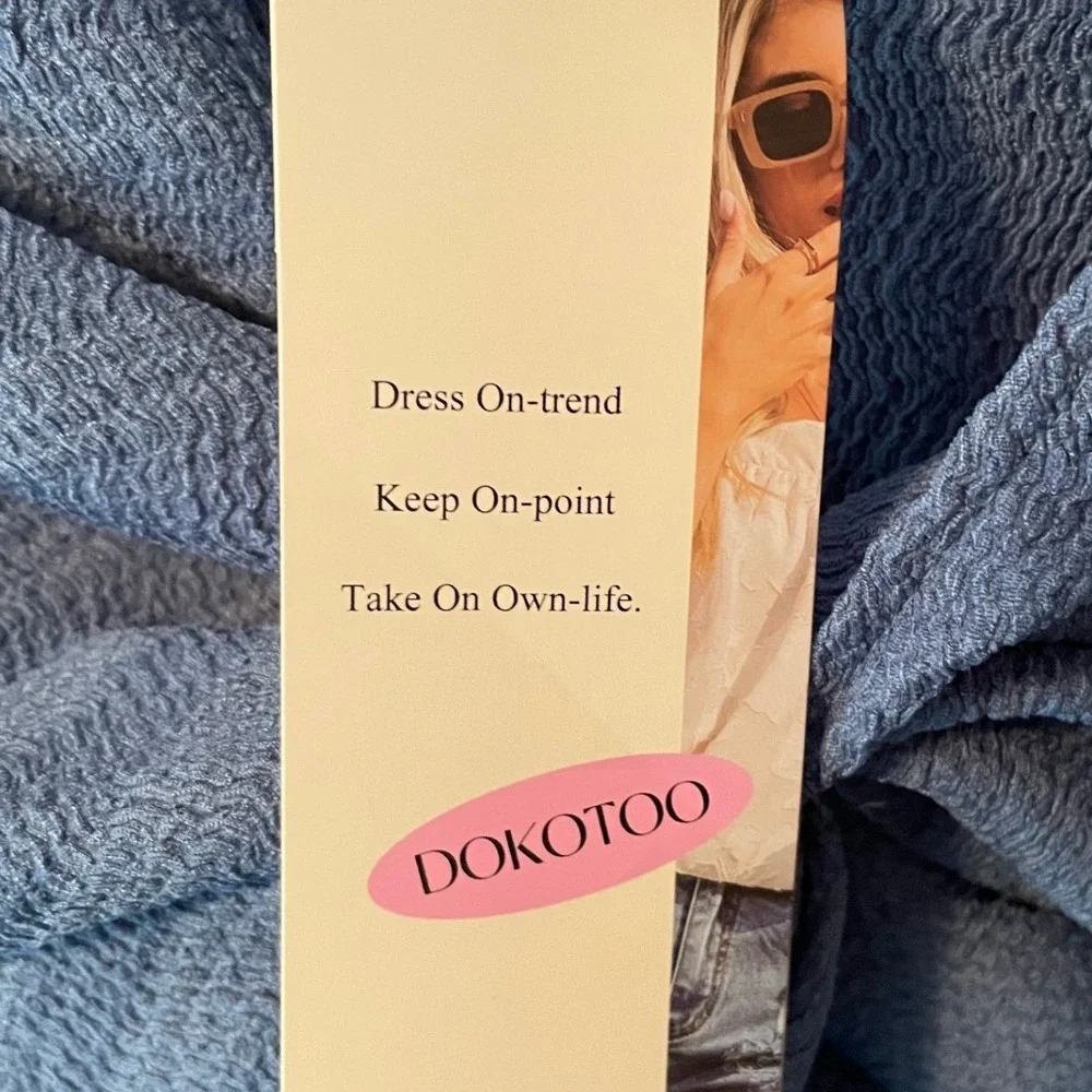 Dokotoo Blue Textured Twist Front Long Sleeve V-Neck Blouse XL NWT - Picture 4 of 9